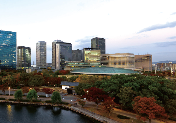 大阪城ホール(徒歩10分/約740m)