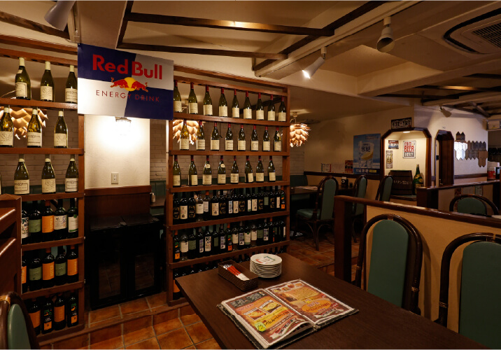 TAKUバル／徒歩5分（約330m）